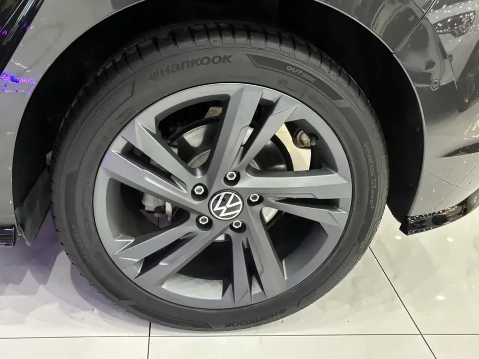 Volkswagen Golf golf 2023 280TSI DSG R-Line 2023 — thumbnail 3