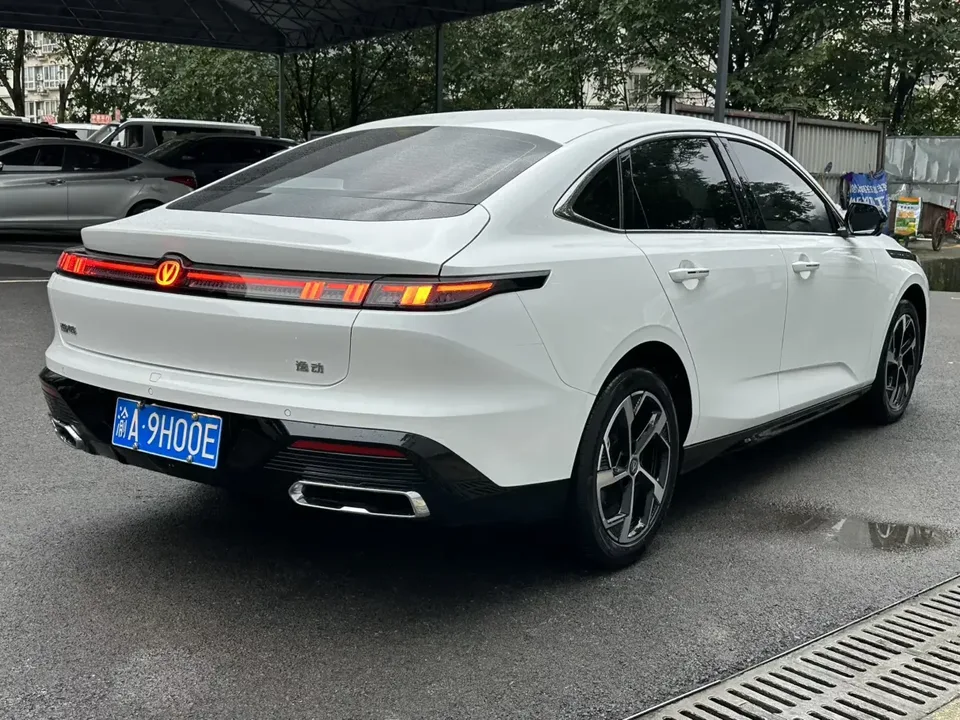 Changan Escape Escape 2025 1.5T DCT 500Bar Flagship 2026 — thumbnail 4