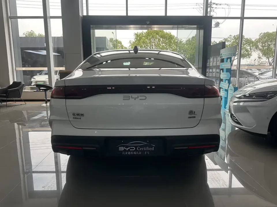 BYD Qin L DM Qin L DM 2025 Intelligent Driving Edition DM-i 120KM Leading Edition 2025 — thumbnail 2