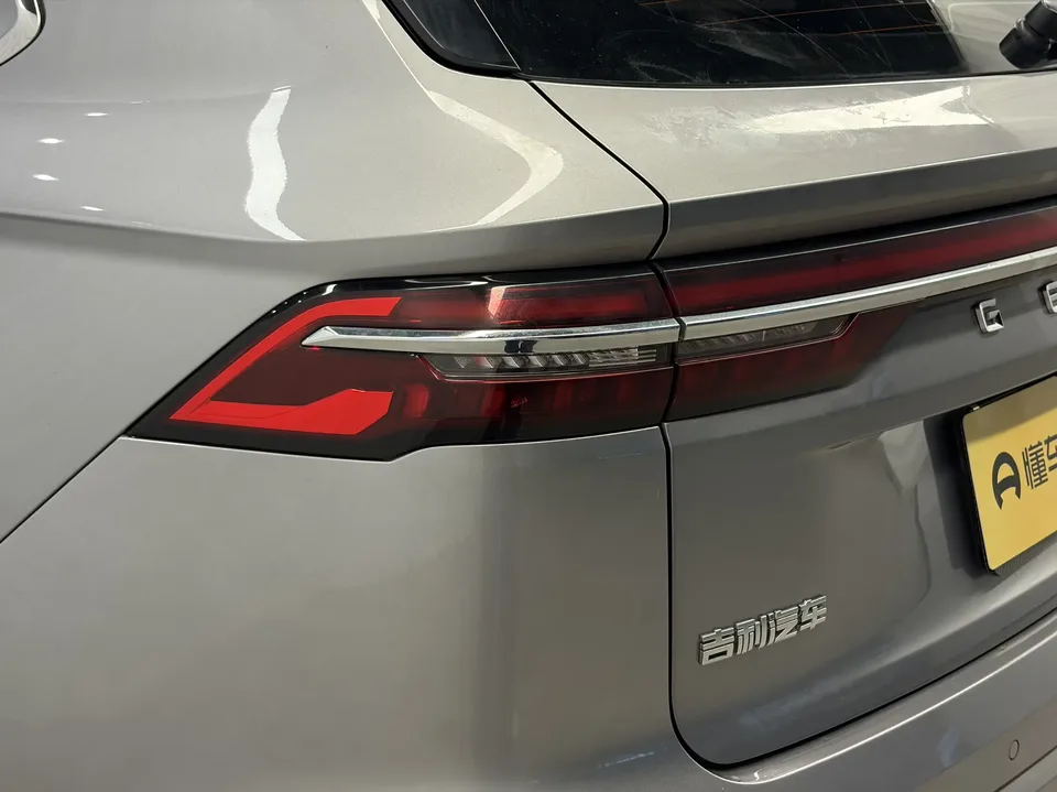 Geely Monjaro Xingyue L 2024 2.0TD DCT EVO 2WD Changfeng Edition 2025 — thumbnail 4