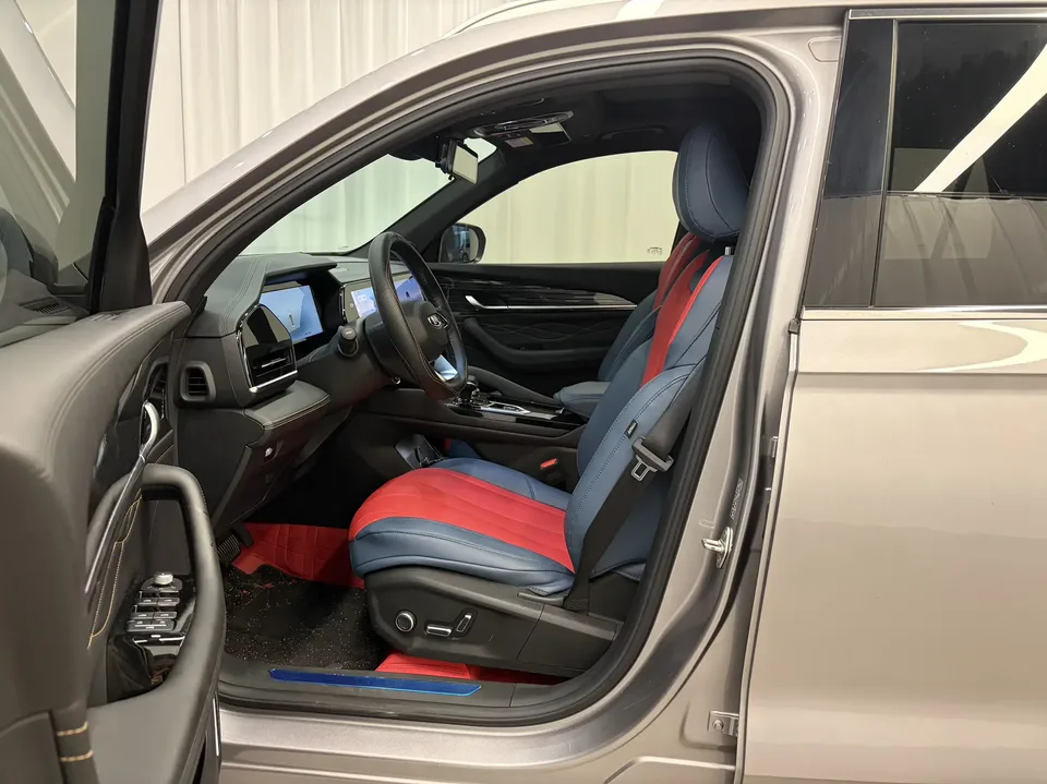 Geely Monjaro Xingyue L 2024 2.0TD DCT EVO 2WD Changfeng Edition 2025 — thumbnail 5