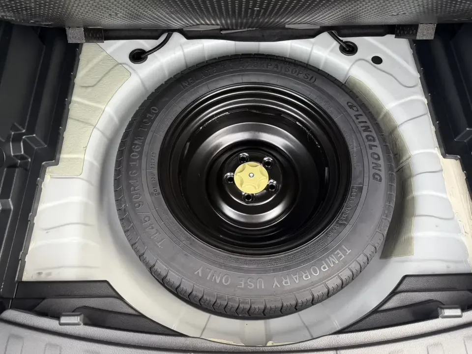 Nissan X-Trail Qijun 2022 2.0L 2WD Smart Link Premium Edition 2022 — thumbnail 3