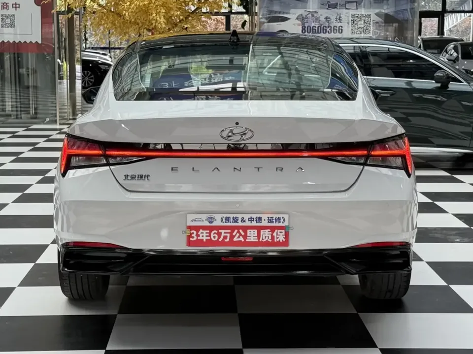 Hyundai Elantra Elantra 2022 1.5L CVT LUX Premium Edition 2023 — thumbnail 2