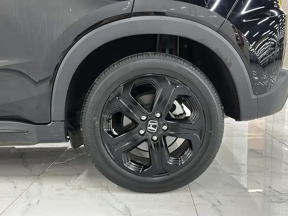 Honda WR-V HondaXR-V 2022 220TURBO CVT Obsidian Edition 2022 — thumbnail 3