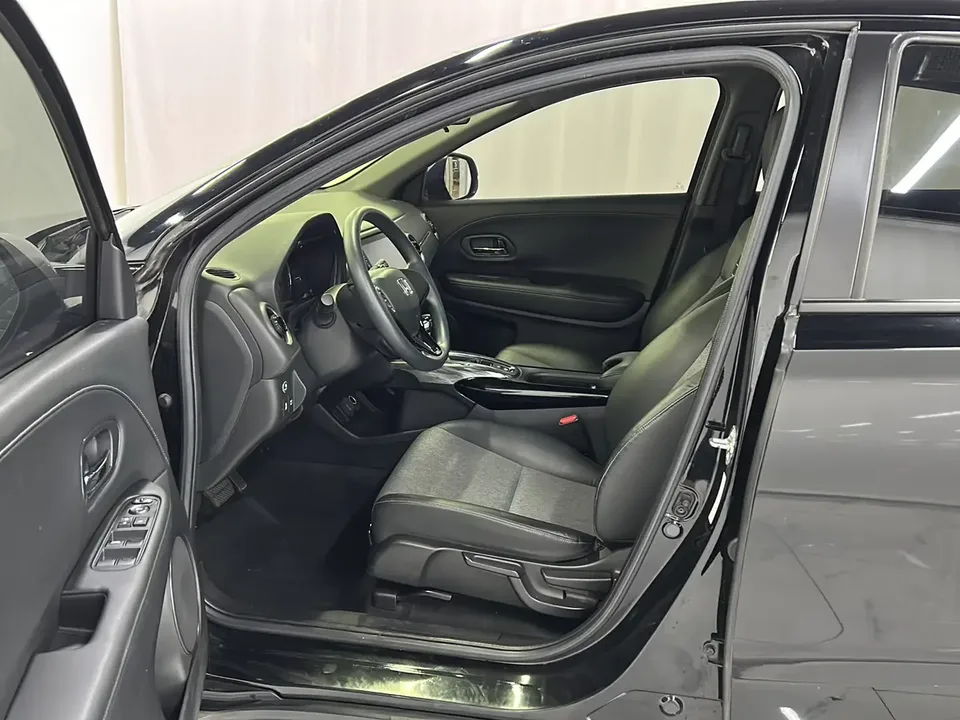 Honda WR-V HondaXR-V 2022 220TURBO CVT Obsidian Edition 2022 — thumbnail 5