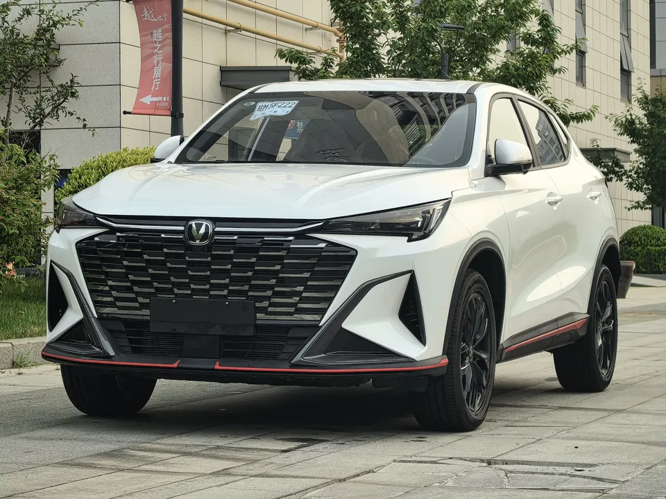 Changan X5 Plus Changan X5 PLUS 2026 1.5T DCT Excellence PRO 2026 — photo 1, buy with delivery to Moscow