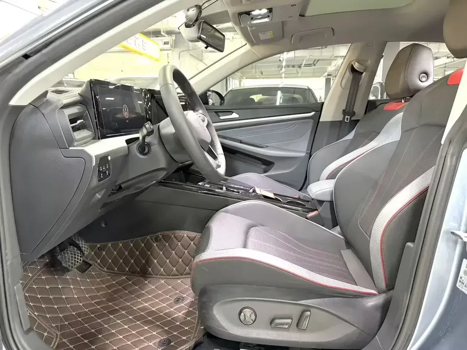 Volkswagen Lamando Lingdu 2022 Lingdu L 280TSI DSG Hot Edition 2023 — миниатюра 5