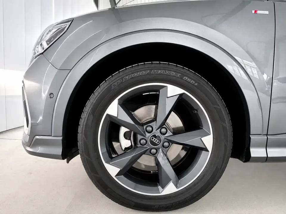 Audi Q3 Audi Q3 2022 35 TFSI Stylish Dynamic 2022 — thumbnail 3