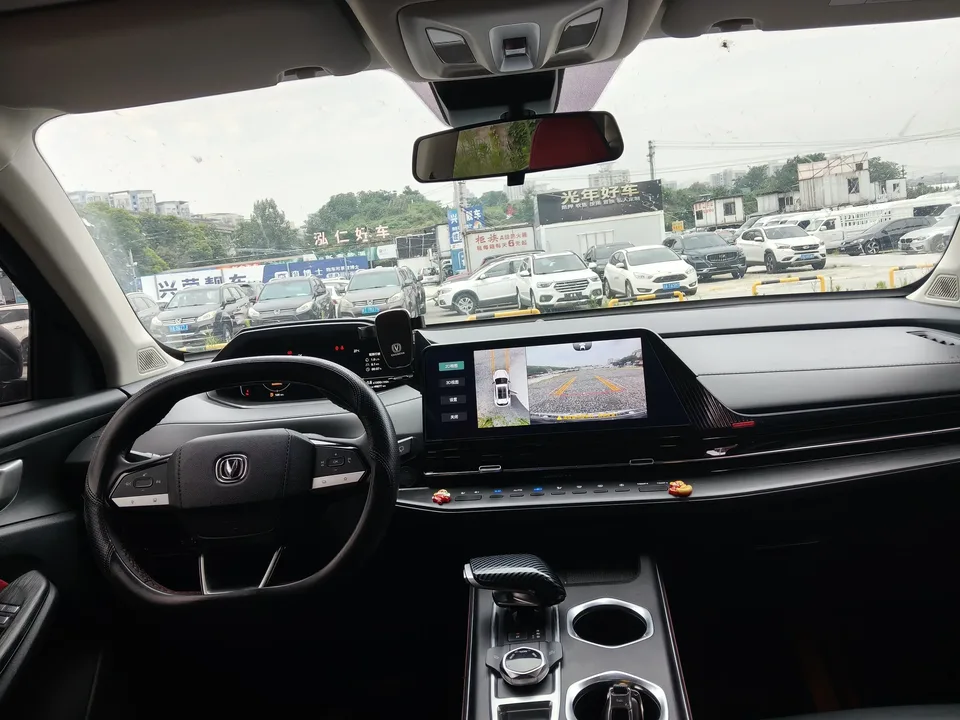 Changan CS55 Plus Changan CS55 PLUS 2023 Second generation 1.5T DCT light year version 2023 — миниатюра 3