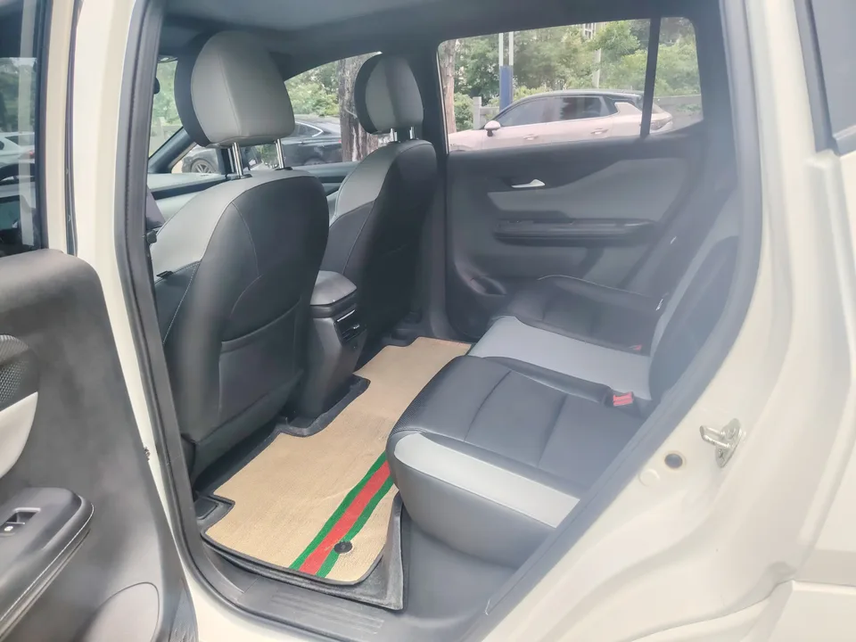 HYCAN Hechuang Z03 Hechuang Z03 2022 510 Trendy Smart Edition 63.98kWh 2023 — thumbnail 3