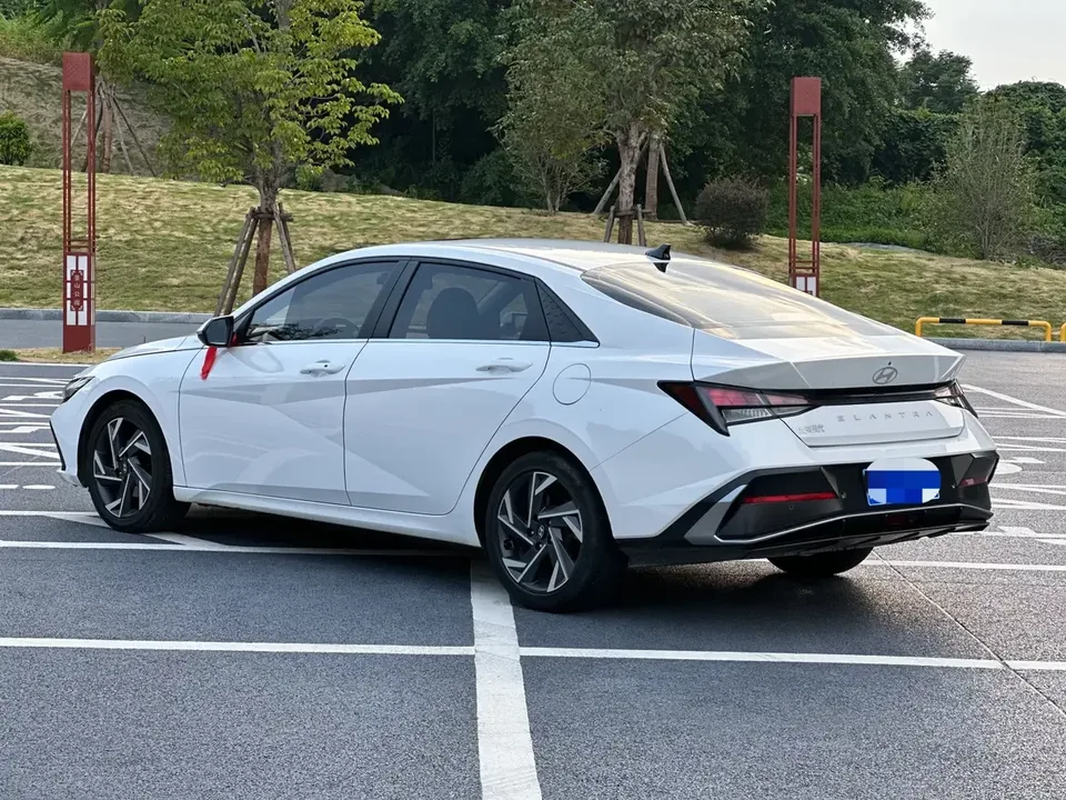 Hyundai Elantra Elantra 2023 1.5L CVT GLX Elite Edition 2024 — thumbnail 4