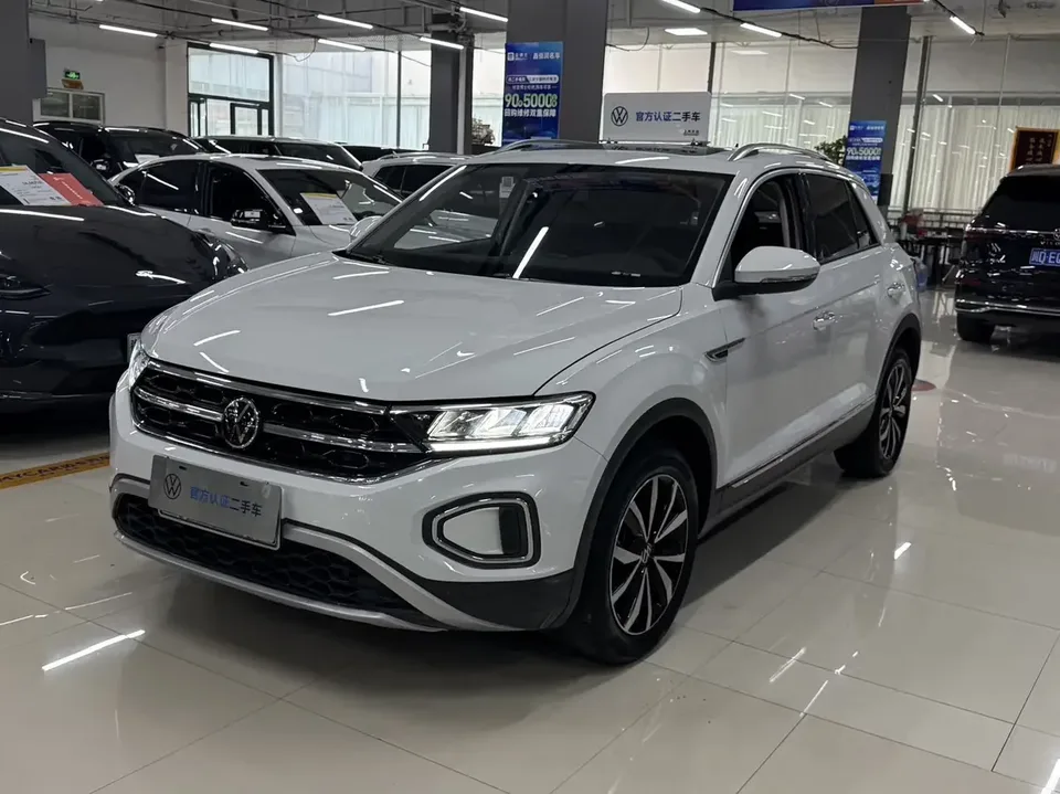Volkswagen T-Roc TANG 2023 280TSI DSG Time Edition 2023 — фото 1, купить с доставкой в Москву