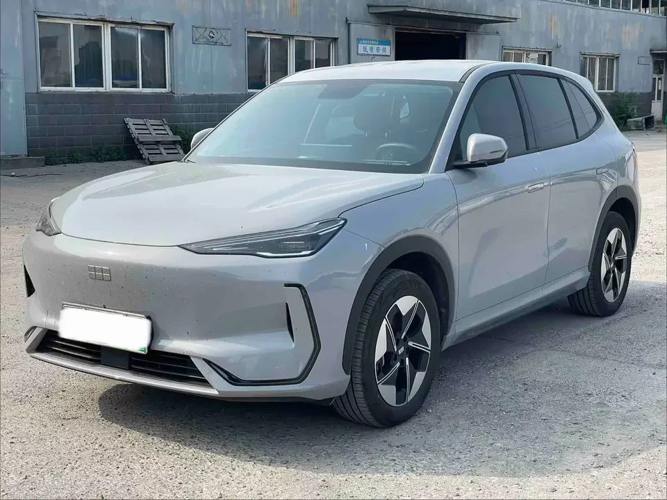 Geely Galaxy E5 Galaxy E5 2024 440km Departure Edition 2025 — photo 1, buy with delivery to Moscow