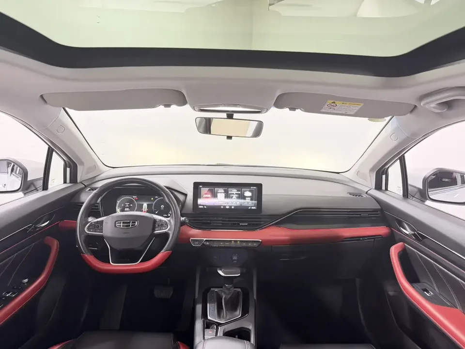 Geely Emgrand S Emgrand S 2021 1.4T CVT Premium 2022 — thumbnail 3