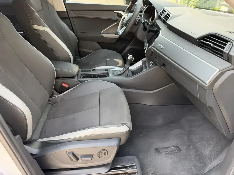 Audi Q3 Audi Q3 2022 35 TFSI Stylish Dynamic 2022 — thumbnail 4