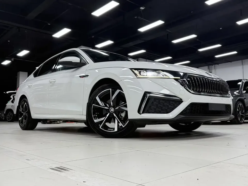 Skoda Octavia Octavia 2022 PRO TSI280 DSG Premium Edition 2022 — thumbnail 4