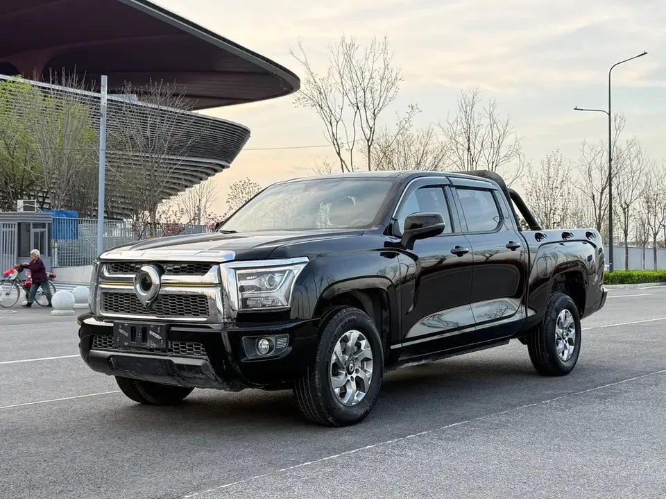 Great Wall Poer KingKong King Kong Cannon 2023 2.0T diesel 6AT 4WD elite long box GW4D20M 2023 — photo 1, buy with delivery to Moscow