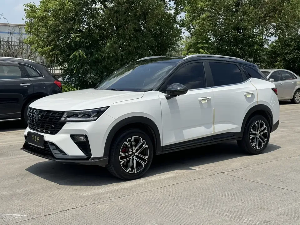 Wuling Xingchi Wuling Xingchi 2022 1.5T CVT Cool Model 2024 — photo 1, buy with delivery to Moscow