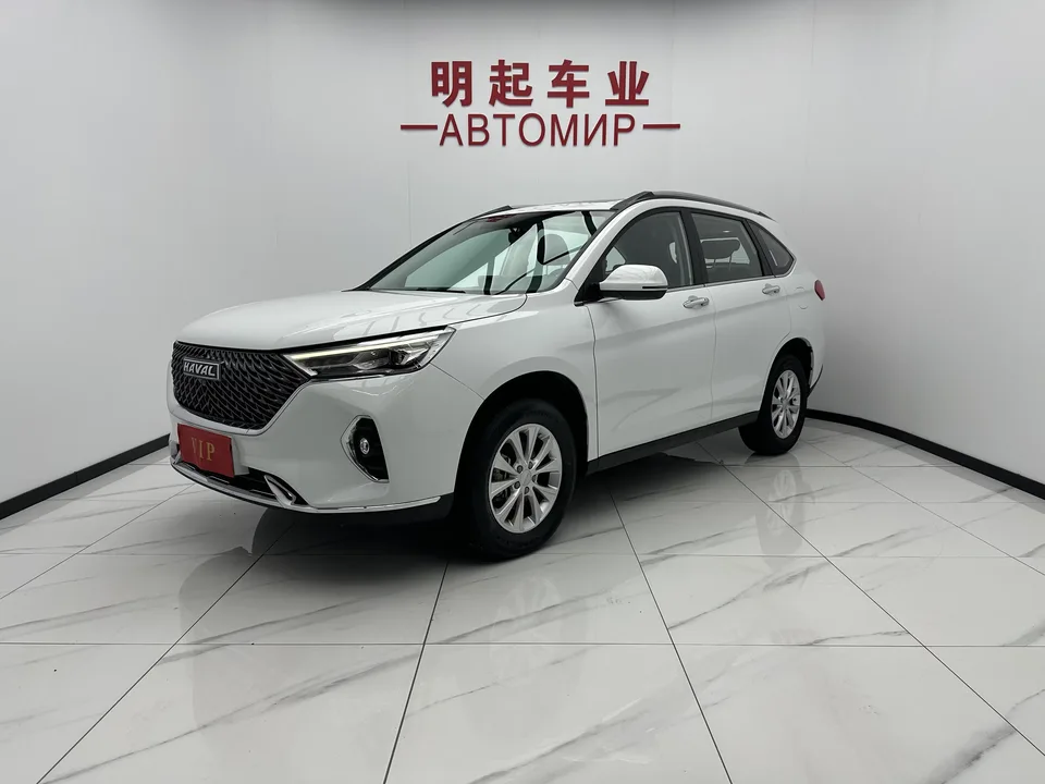 Haval M6 Haval M6 2023 PLUS 1.5T DCT Luxury Intelligent Connection 2023 — photo 1, buy with delivery to Moscow
