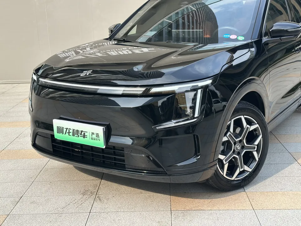 Jietu Shanhai Jetour Mountain & Sea L7 PLUS Jetour Mountain & Sea L7 PLUS 2026 121km five-seat luxury version 2025 — thumbnail 2