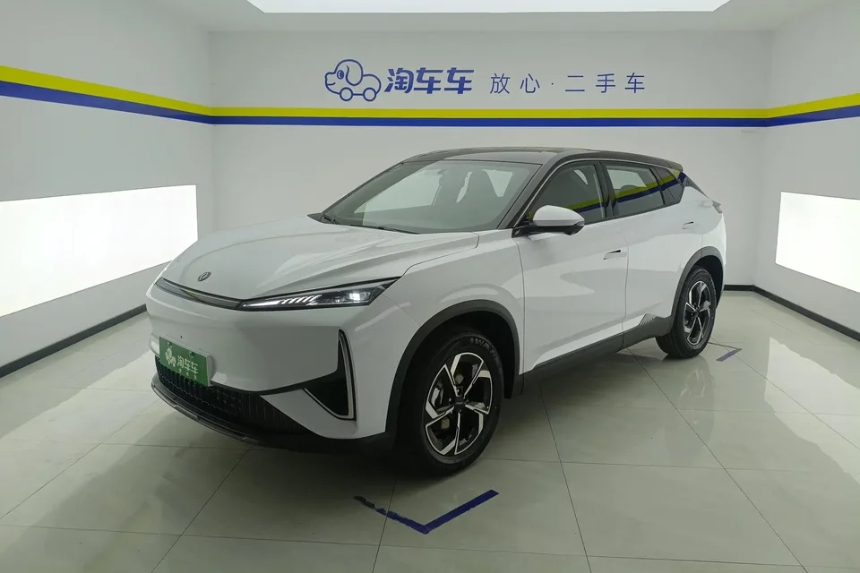 Dongfeng Fengshen L7 EV Fengshen L7 EV 2025 518 Enjoyment Type 2026 — photo 1, buy with delivery to Moscow