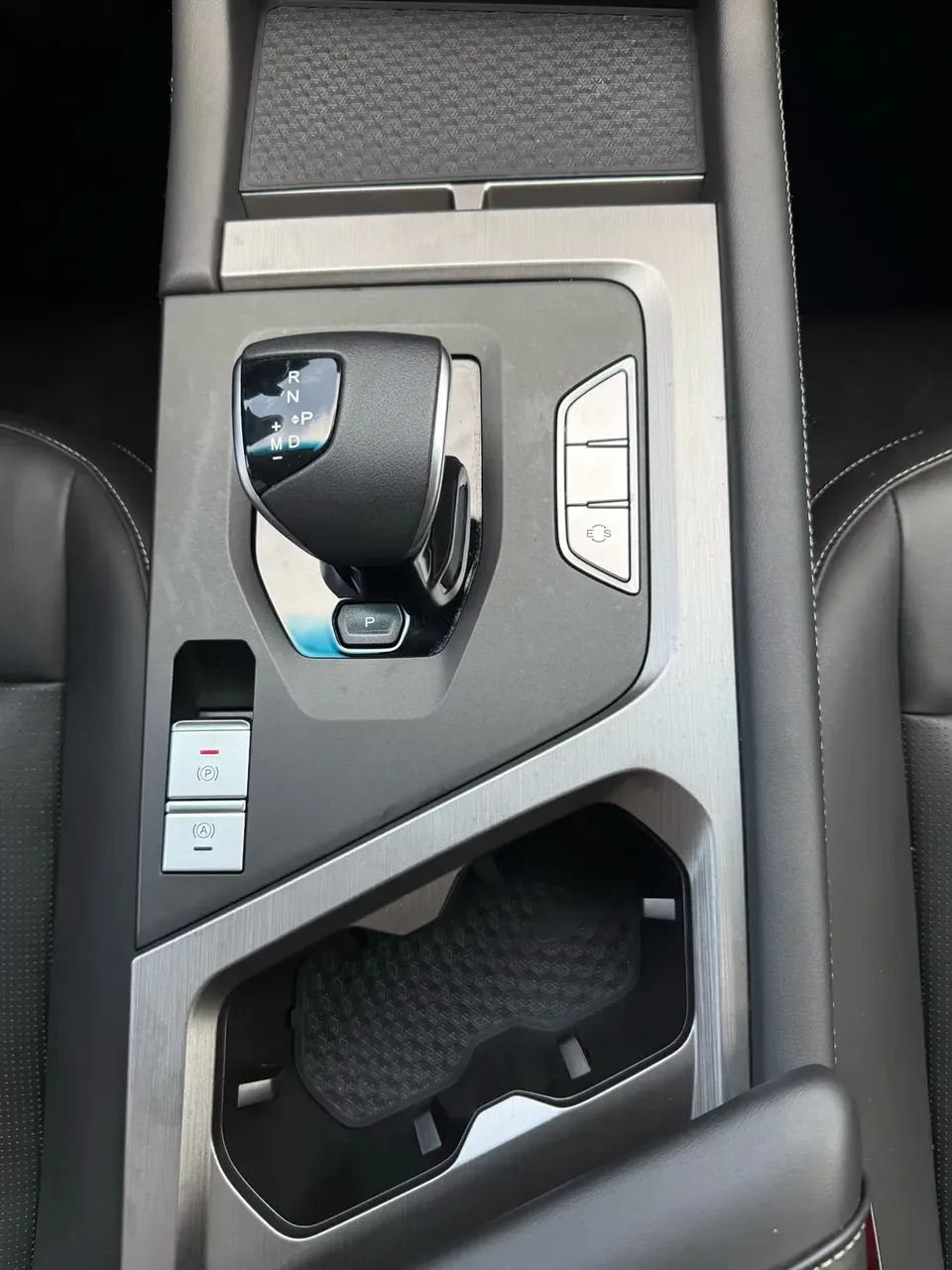 Jetour Jietu X70S Jietu X70S 2022 1.5T DCT Freedom Edition 2024 — thumbnail 5