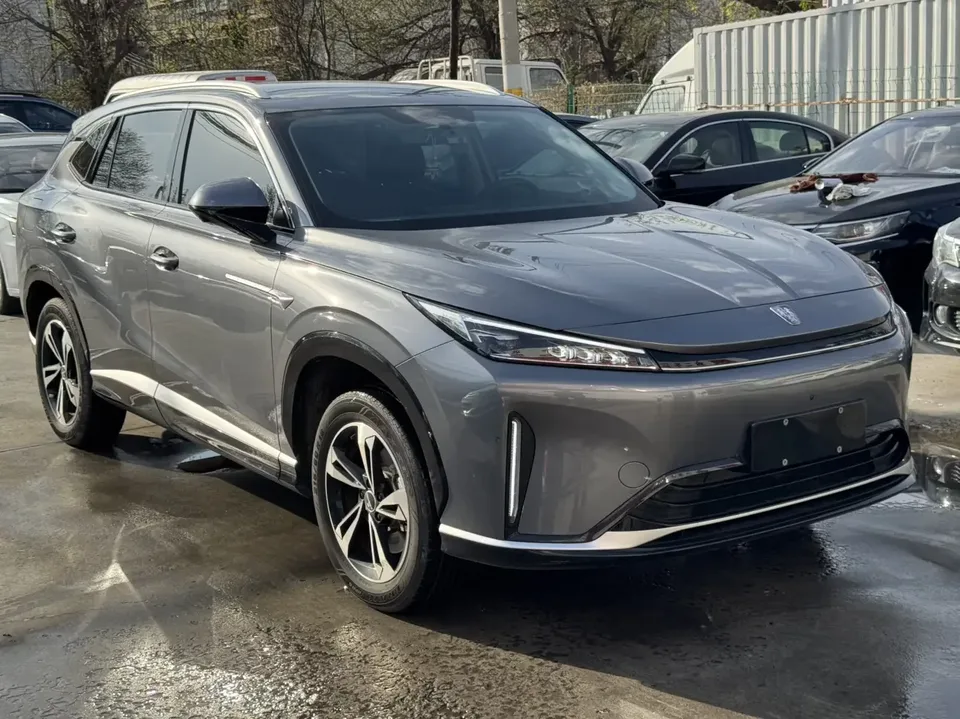 Roewe D5X DMH Roewe D5X DMH 2024 135 Deluxe Edition 2024 — thumbnail 3