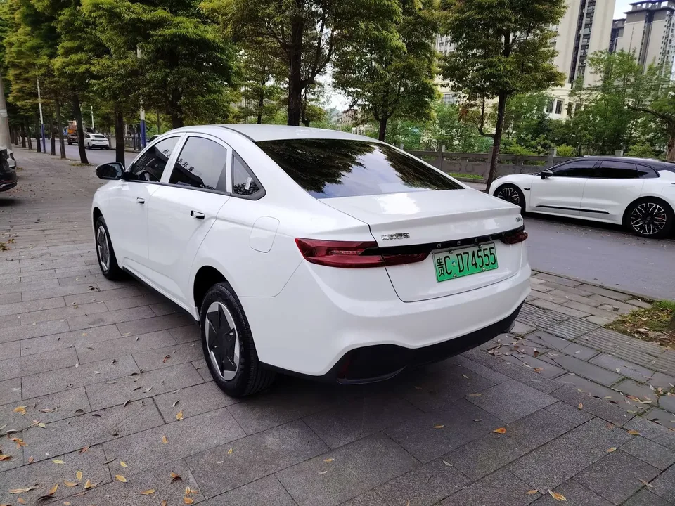 Geely Geometry A Geely Geometry A 2024 500KM Travel Edition 2024 — thumbnail 4
