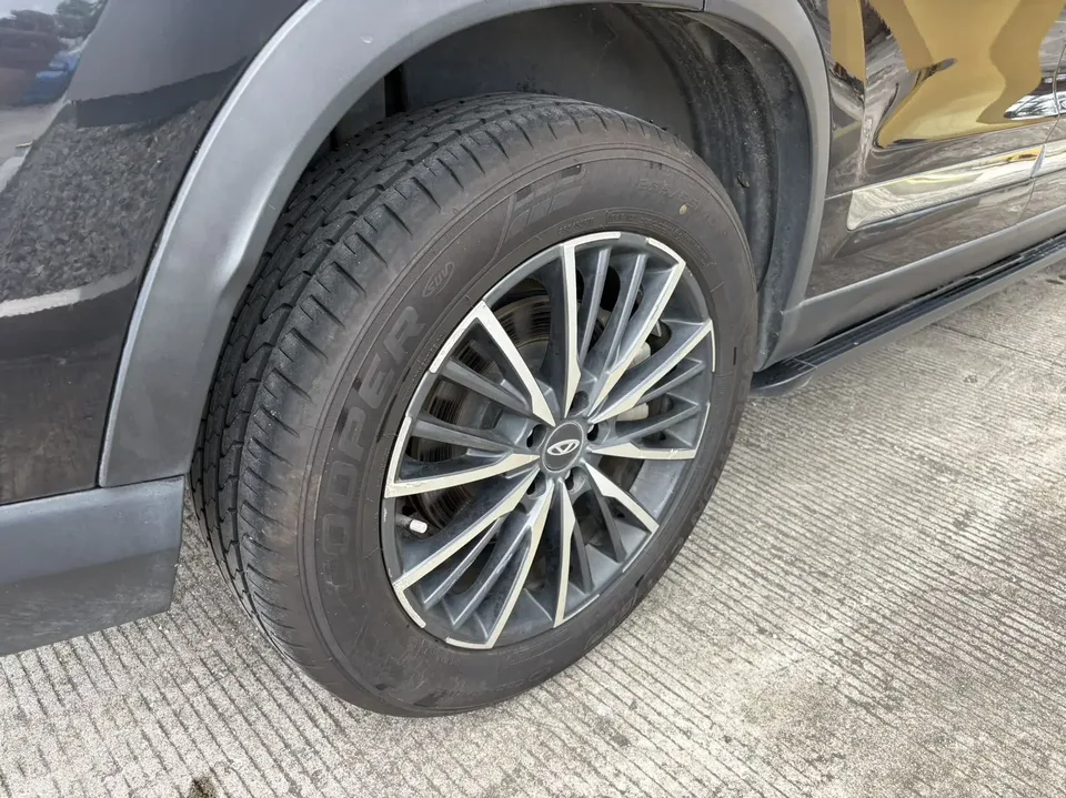 Chery Tiggo 8 PLUS Kunpeng e+ Tiggo 8 PLUS Kunpeng e+ 2022 1.5T Comfort e+ 2022 — thumbnail 3