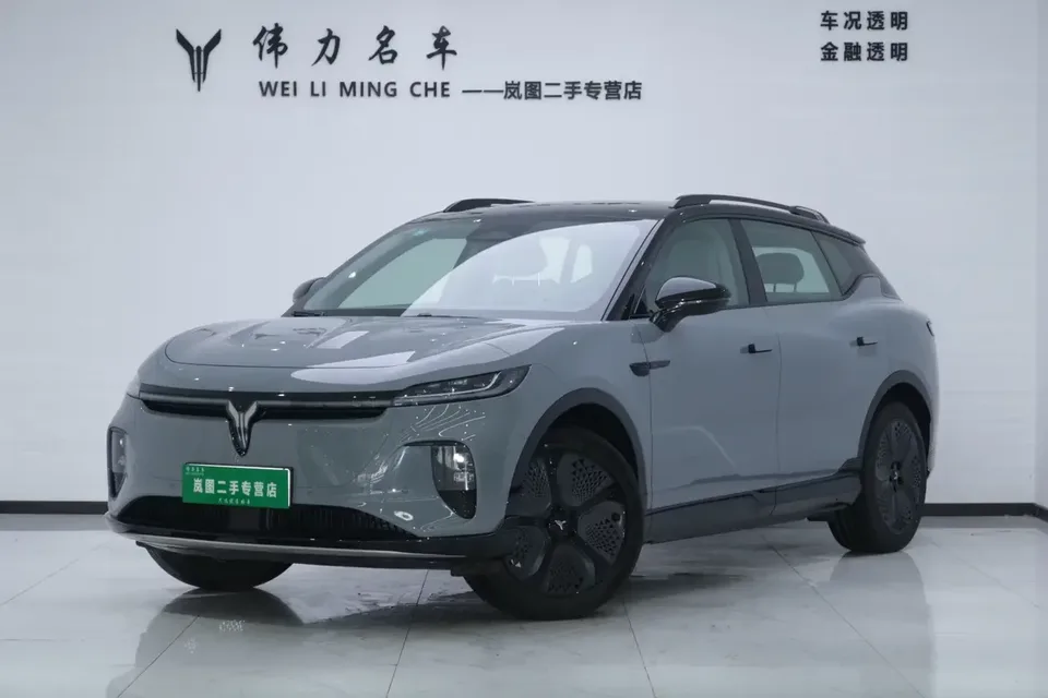 Voyah Courage Lantu Zhiyin 2024 Long battery life smart version 2025 — photo 1, buy with delivery to Moscow