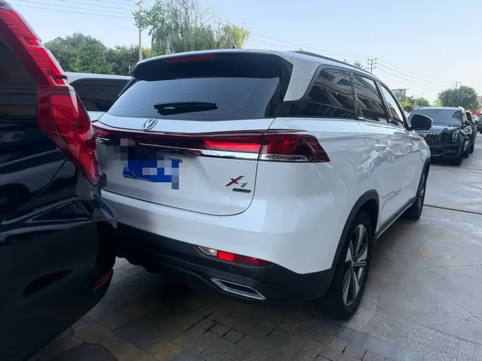Changan X7 PLUS Changan X7 PLUS 2024 1.5T DCT Smart 5-seater 2025 — thumbnail 4