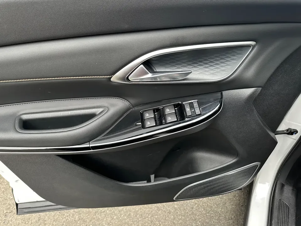 Changan X7 PLUS Changan X7 PLUS 2024 1.5T DCT Premium 7-seater 2025 — thumbnail 4