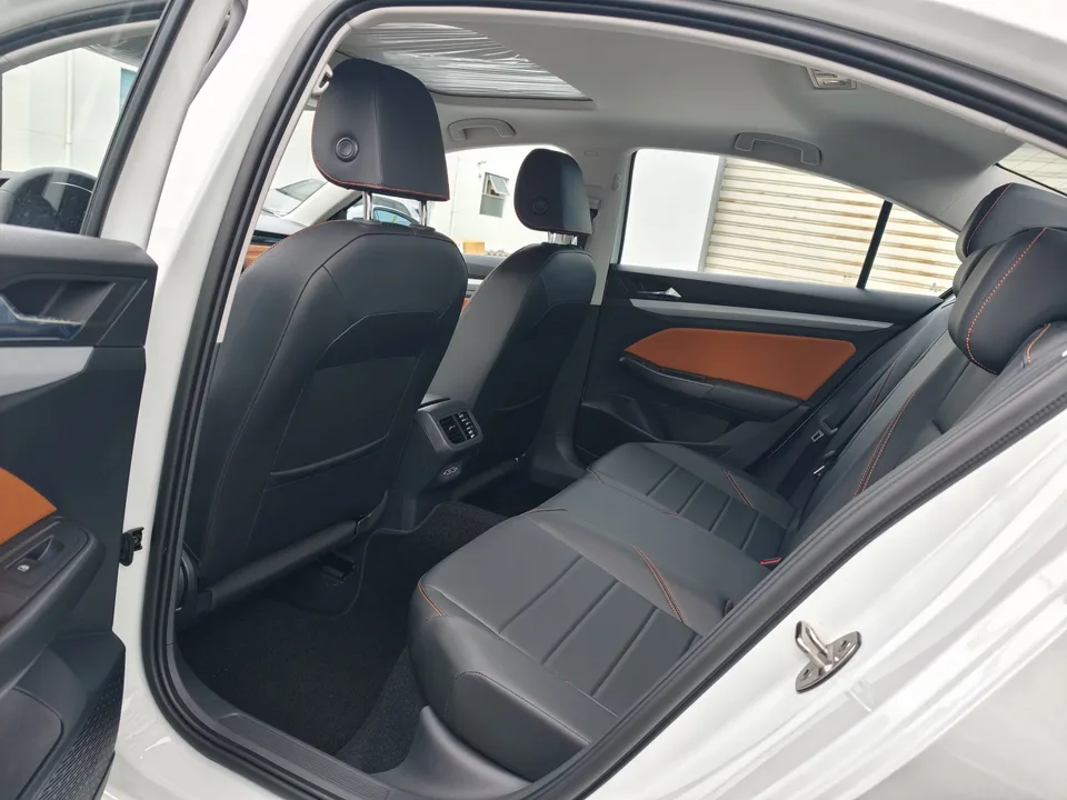 Volkswagen Bora Bora 2026 200TSI DSG Joyride Navigation Edition 2026 — thumbnail 3