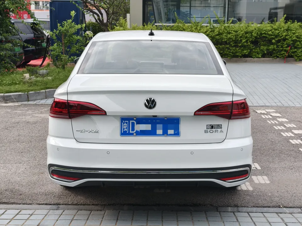 Volkswagen Bora Bora 2026 200TSI DSG Joyride Navigation Edition 2026 — thumbnail 4