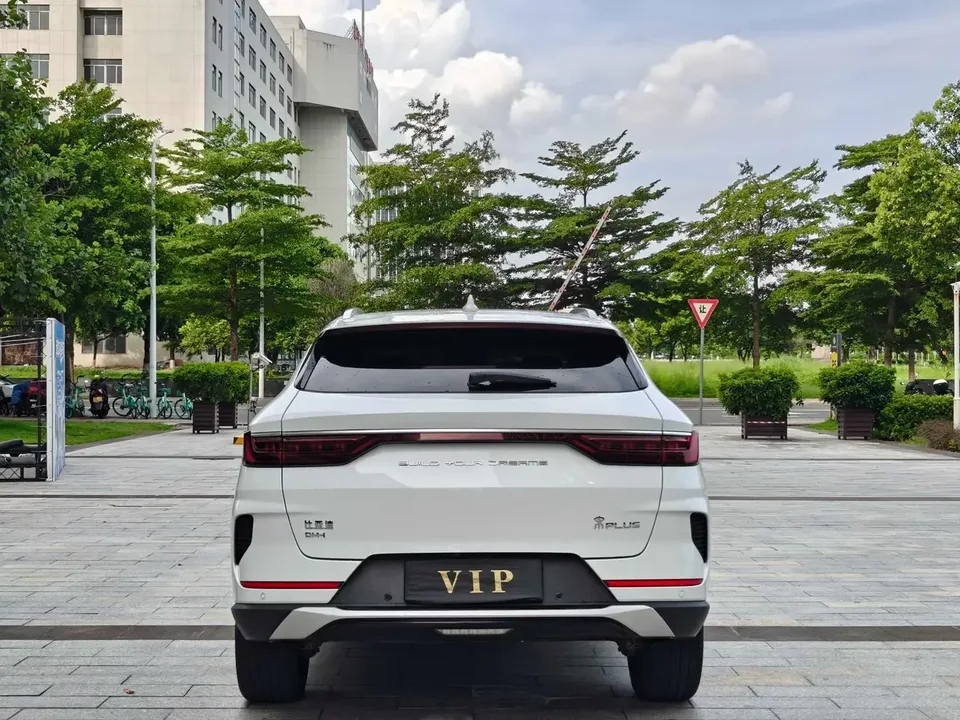BYD Song PLUS DM Song PLUS DM 2021 DM-i 51KM 2WD Premium Edition 2022 — миниатюра 2