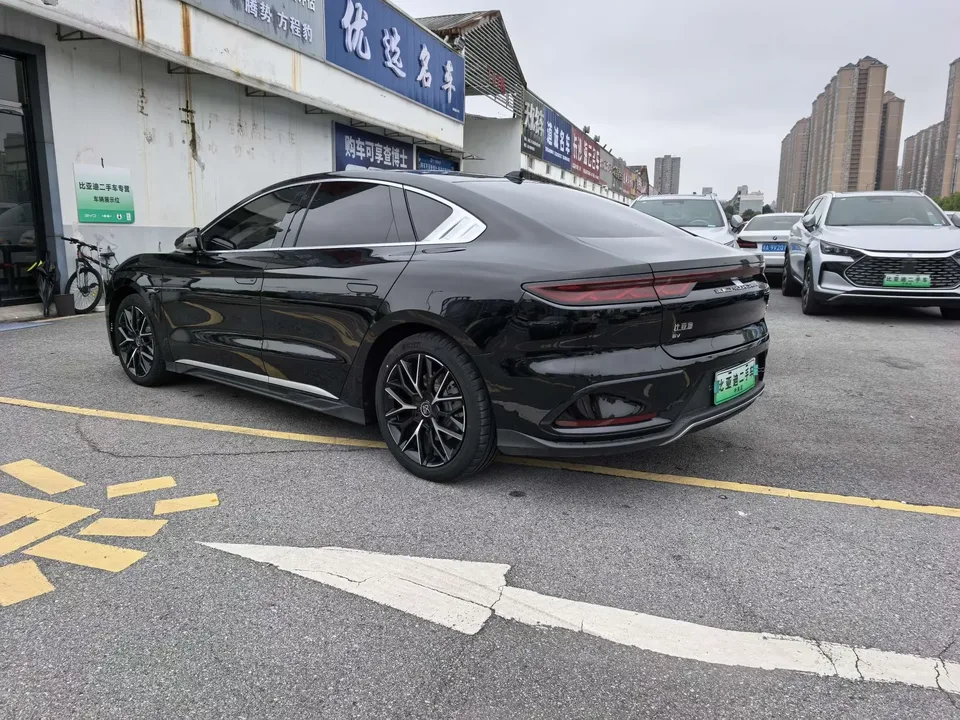 BYD Han EV Han EV 2024 Glory Edition 610KM God's Eye 4WD Intelligent Driving Model 2024 — thumbnail 2