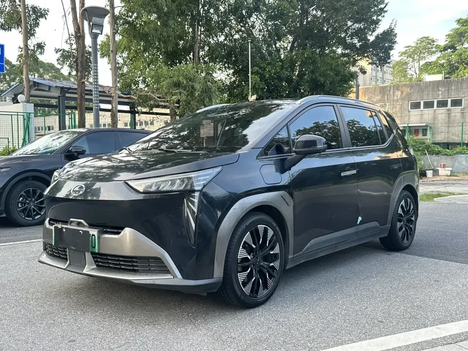 AION Y AION Y 2022 PLUS 70 Technology Edition 2023 — photo 1, buy with delivery to Moscow