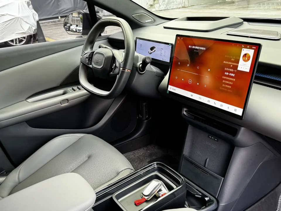 Lynk & Co Z20 Lynk & Co Z20 2025 530km rear-wheel drive Max 2025 — thumbnail 5