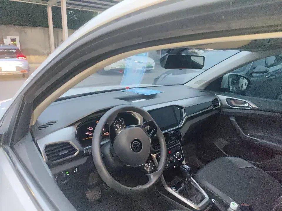 Volkswagen Tu Kai Tu Kai 2022 1.5L Automatic Comfort Edition 2023 — thumbnail 2