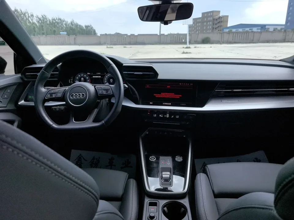 Audi A3 Audi A3 2022 Sportback 35 TFSI Luxury Sports 2022 — thumbnail 4