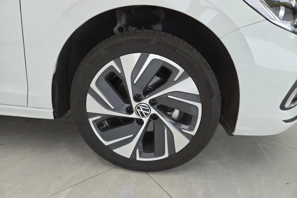 Volkswagen Bora Bora 2026 200TSI DSG Joy Travel PRO Edition 2026 — thumbnail 3
