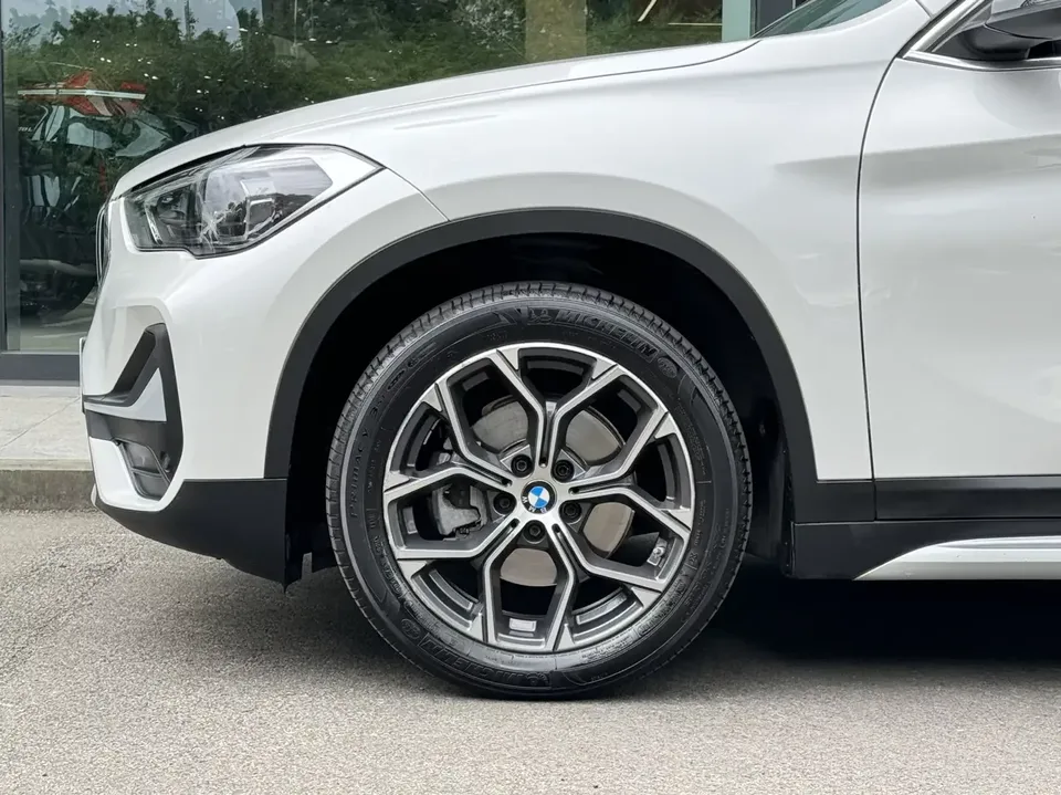 BMW X1 BMW X1 2022 sDrive20Li Premium 2022 — thumbnail 3
