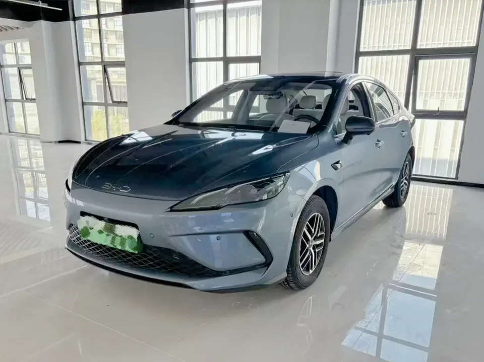 BYD Seal 05DM Seal 05DM 2025 DM-i 120KM flagship version 2025 — photo 1, buy with delivery to Moscow