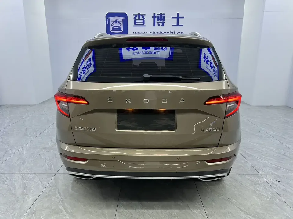 Skoda Karoq Korok 2022 TSI280 Premium Edition 2023 — thumbnail 2