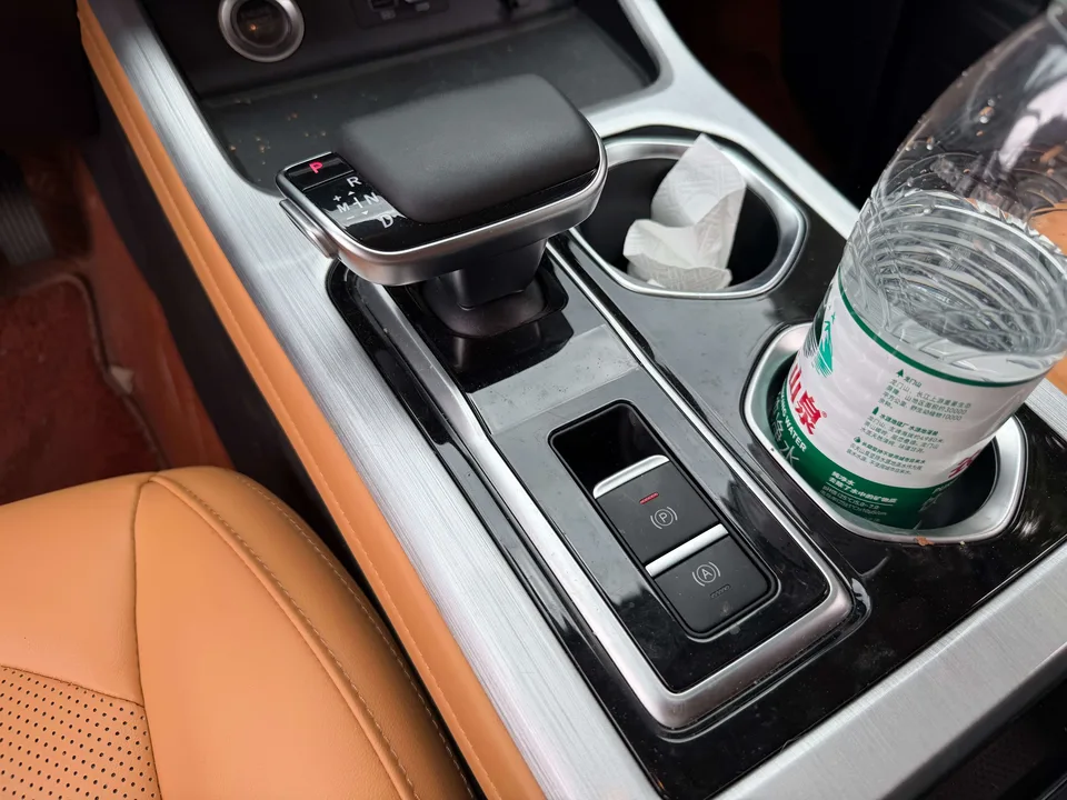 BAW Ruisheng Ace M7 Ruisheng Ace M7 2026 2.0L luxury automatic long axis 7 seats 2026 — миниатюра 3