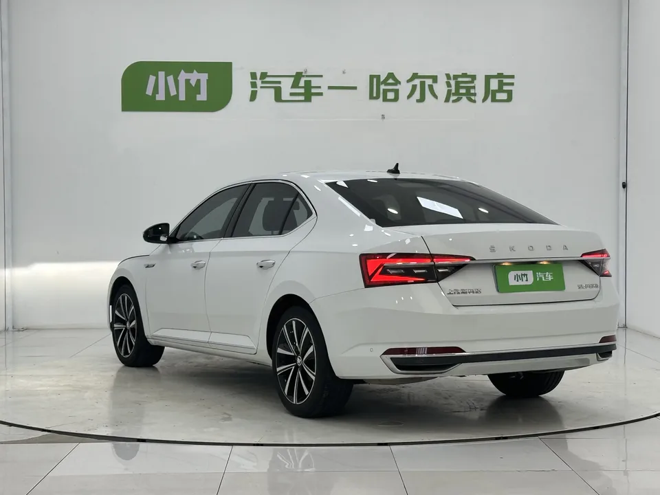 Skoda Superb Speedy 2023 Modified TSI280 DSG Premium Edition 2023 — thumbnail 2