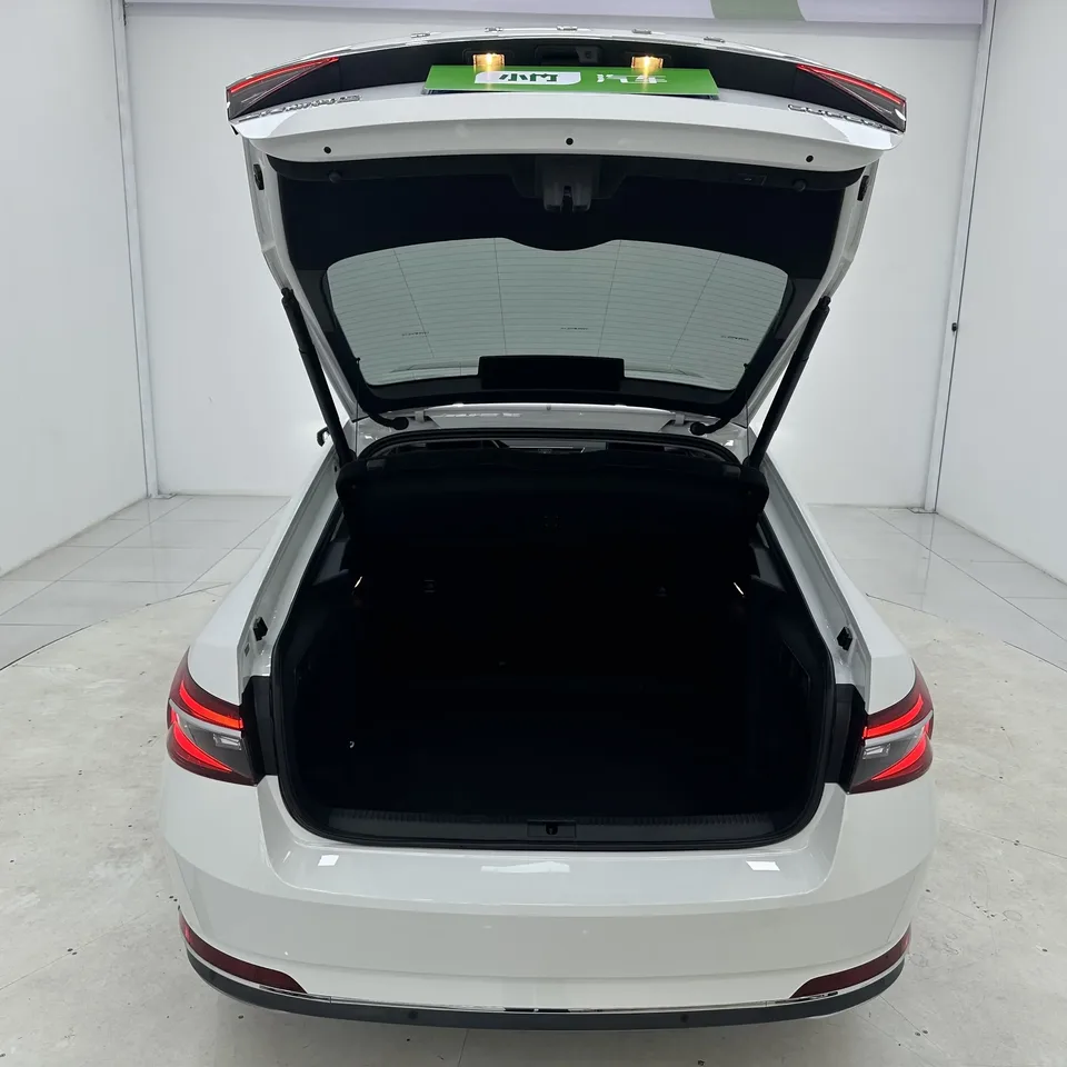 Skoda Superb Speedy 2023 Modified TSI280 DSG Premium Edition 2023 — thumbnail 5