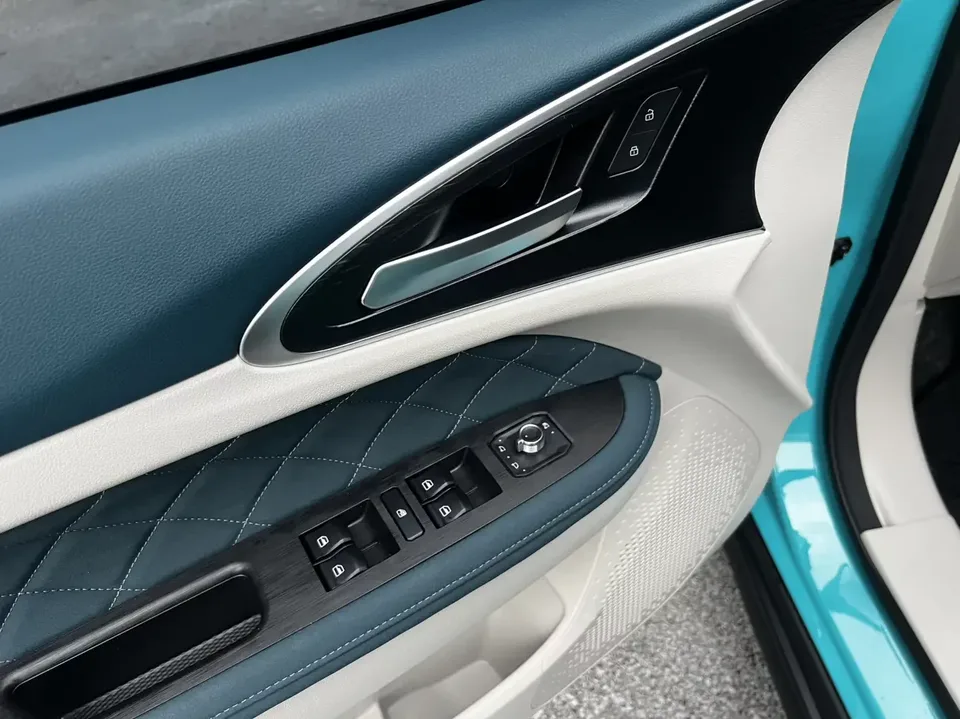 ORA Euler Good Cat GT Euler Good Cat GT 2024 Mulan Edition 401km Premium 135kW 2025 — thumbnail 5