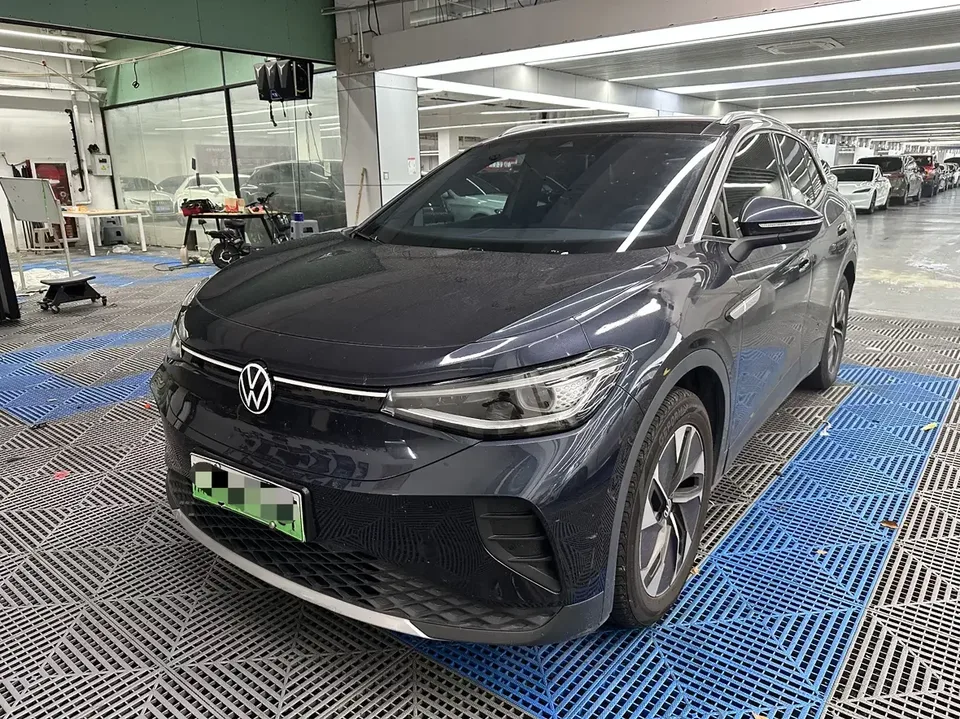 Volkswagen ID.4 Crozz ID.4 CROZZ 2022 Standard battery life PURE version 2023 — photo 1, buy with delivery to Moscow