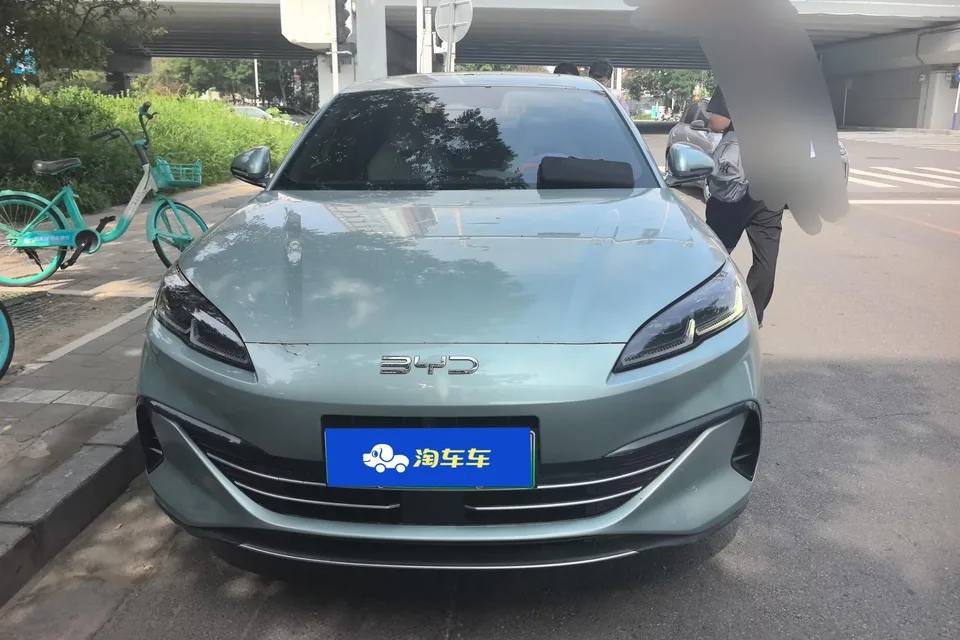 BYD Seal 06DM Seal 06DM 2024 DM-i 120KM Flagship 2024 — photo 1, buy with delivery to Moscow